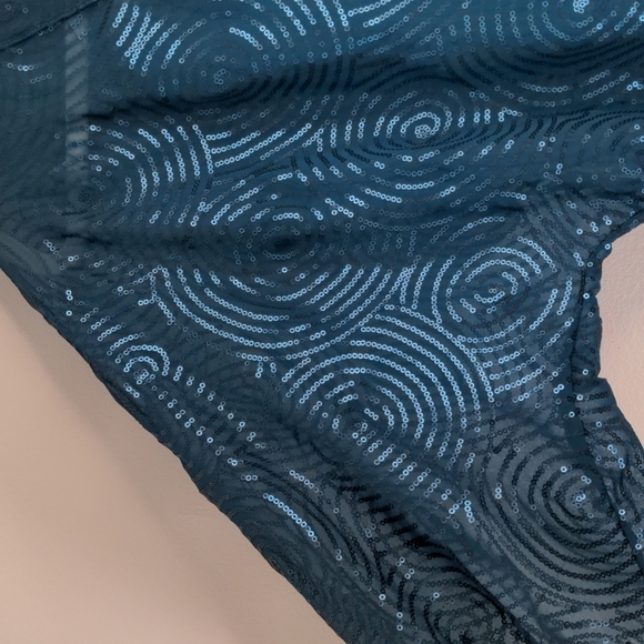 𝅺NMZ Collection Turquoise Sequin Bodysuit small - Picture 7 of 12